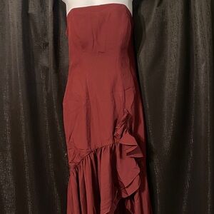 Elegant Strapless Burgundy Dress